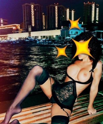 Инесса, 31 год, 4 размер груди